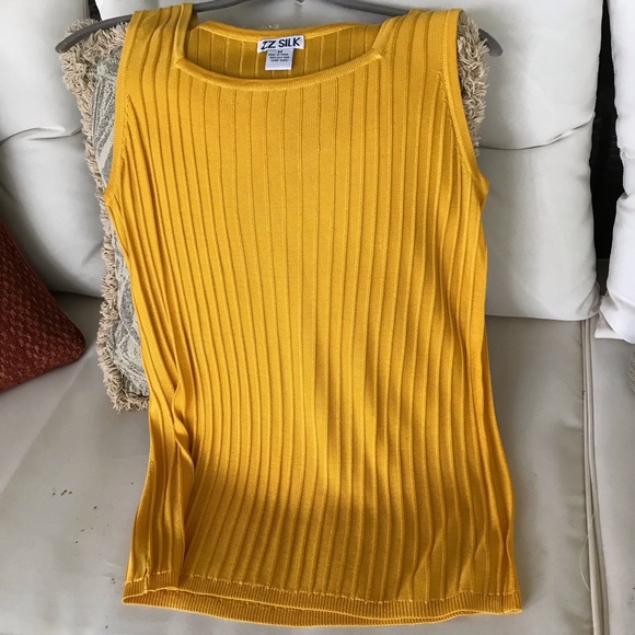 Cardigan & shell - Picture 3 of 3